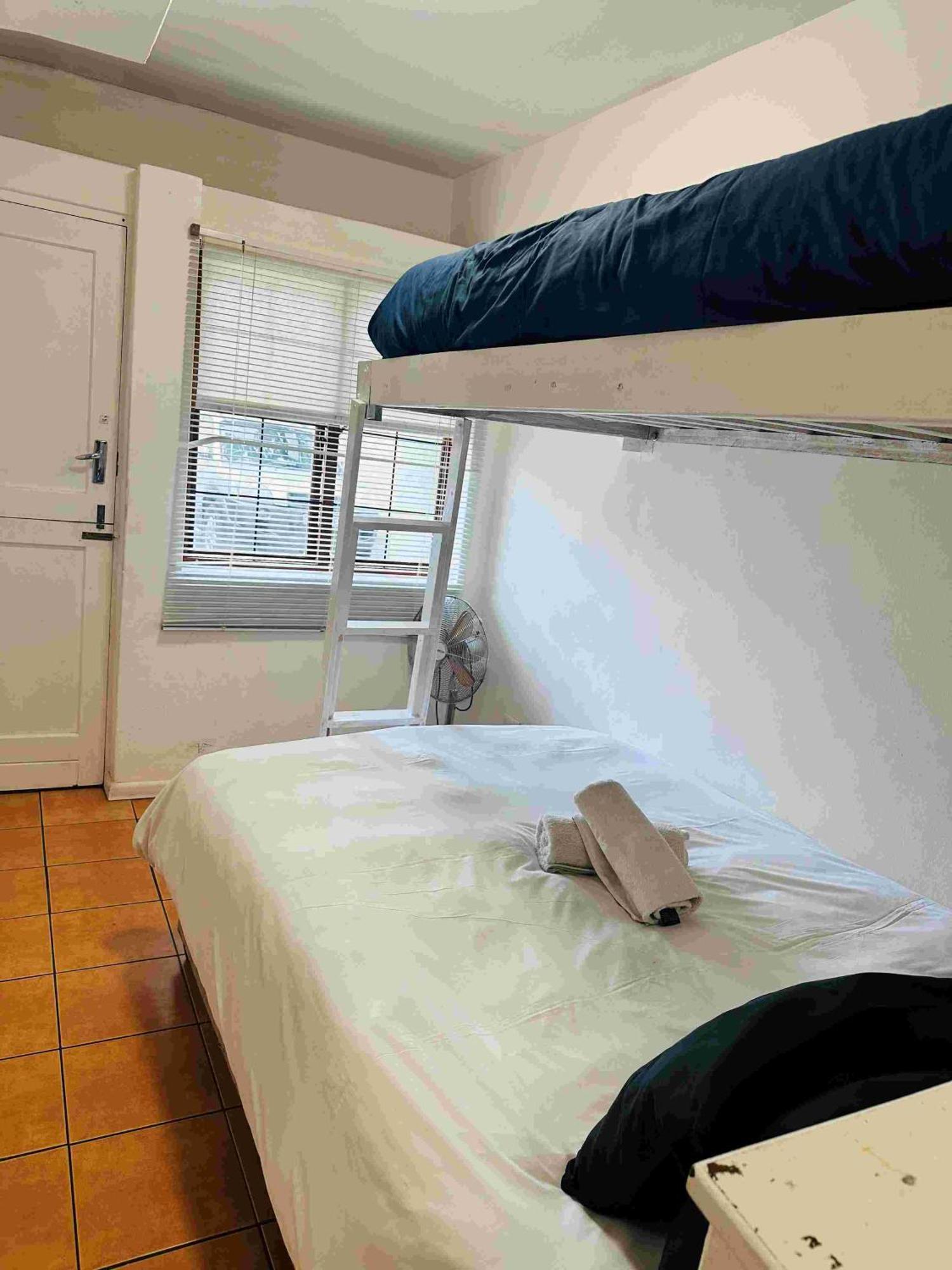 Green Elephant Backpackers Kapstadt Exterior foto