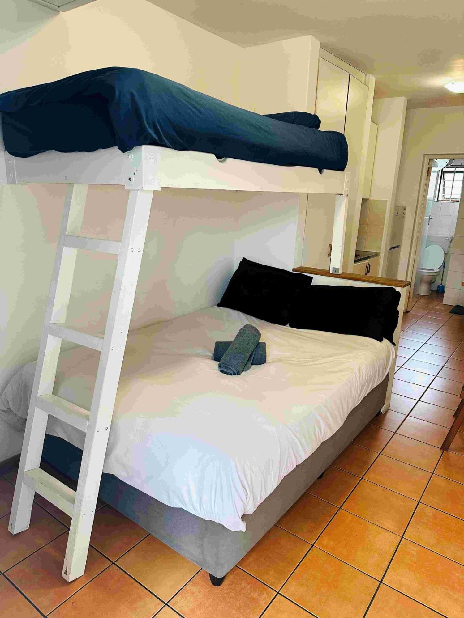 Green Elephant Backpackers Kapstadt Exterior foto